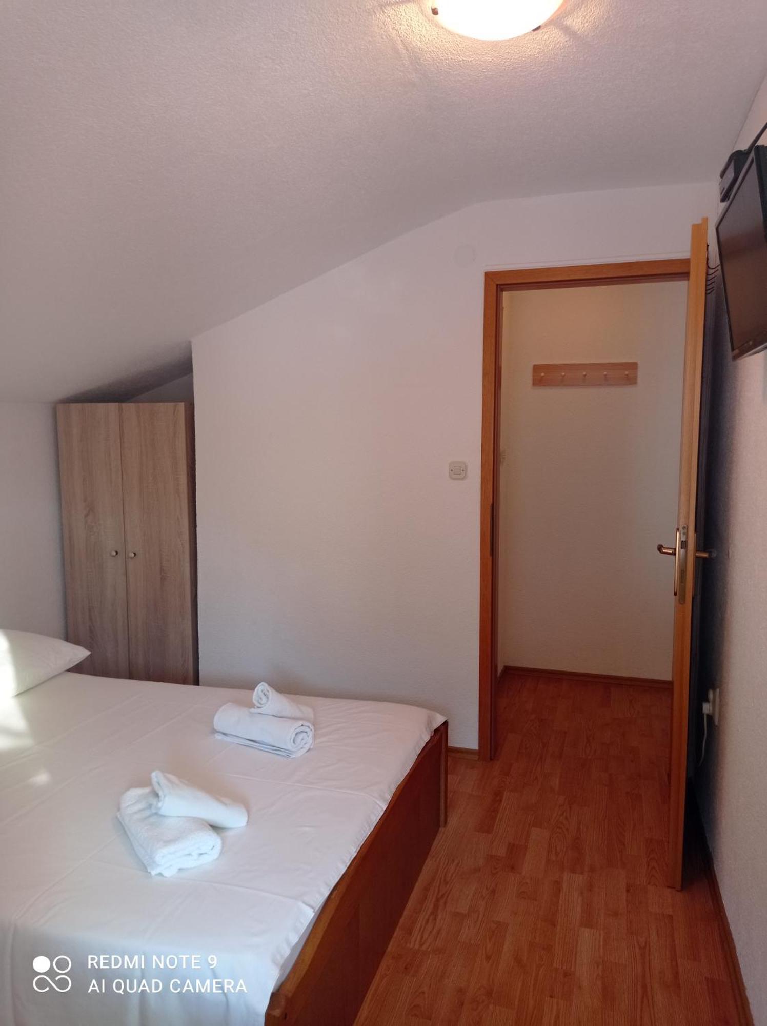 Apartments Mihovil Omiš Pokoj fotografie
